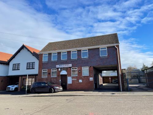 26 The Dean, Alresford, SO24