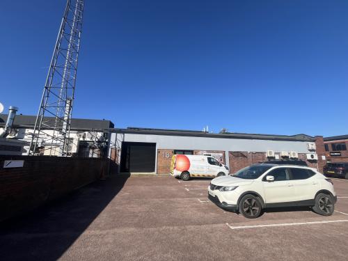 Unit 18 Lloyds Court, Manor Royal, Crawley, RH10
