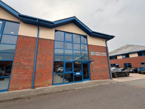 Unit 8 Foundry Court, Foundry Lane, Horsham, RH13