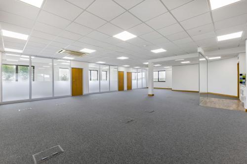 Unit 2+7, Bell Business Park, Smeaton Close, Aylesbury, HP19