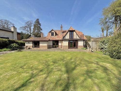 Dew Pond Cottage, School Lane, Conington, Cambridge, CB23
