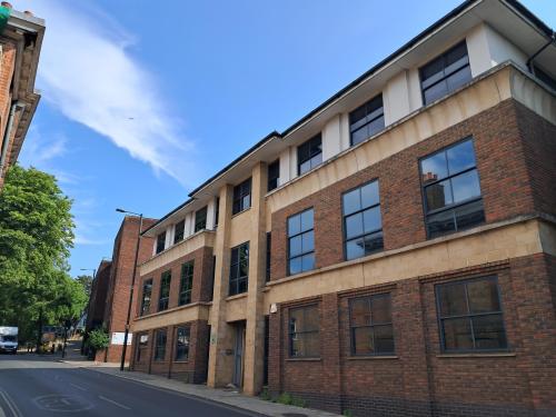 16 Petersham Road, Richmond, TW10