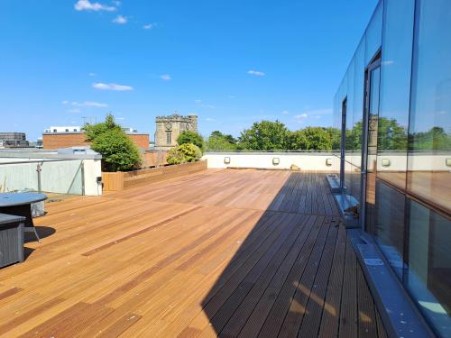 St Johns House, Haslet Avenue West, Crawley, RH10