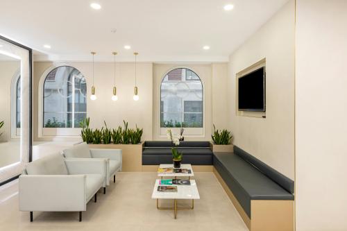 Birchin Court, 20 Birchin Lane, City, London, EC3V