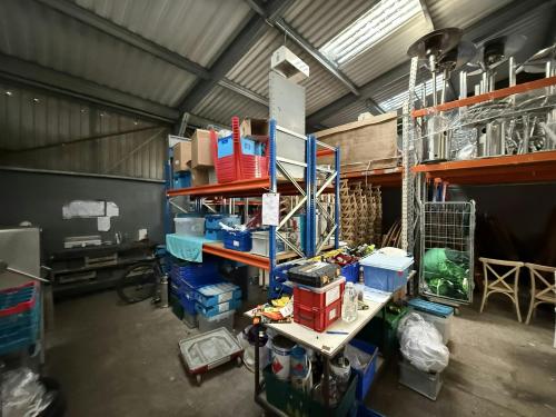 333 Connaught Road, Brookwood, Woking, GU24