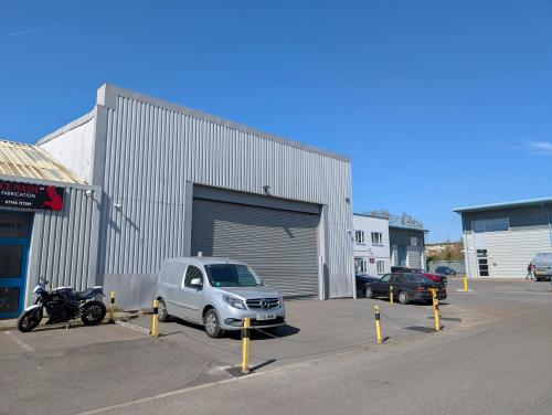 Unit 1, Marlborough Business Centre, Hanworth Lane, Chertsey, KT16
