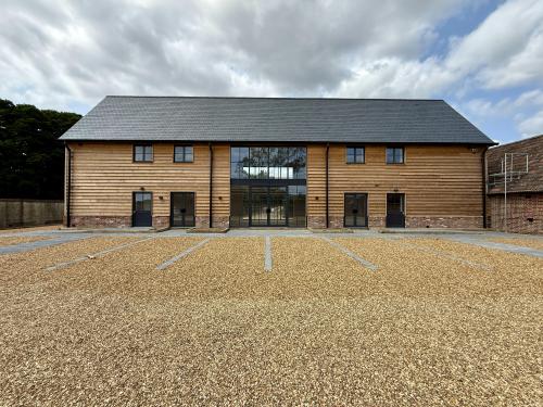 Corner Barn Court Farm, Ringwood Road, Sopley, Christchurch, BH23