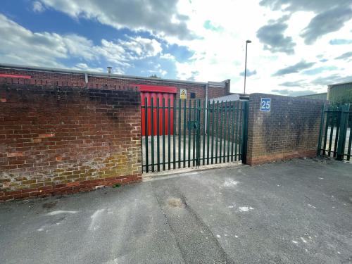 Unit 25, Aldermans Green Industrial Estate, Redland Close, Coventry, CV2