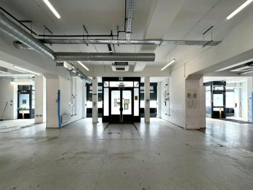 136 Finchley Road, South Hampstead, London, NW3