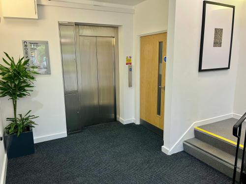 Crown House, Newcastle Avenue, Worksop, S80