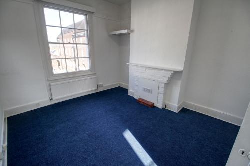 162-164 High Street, Dorking, RH4