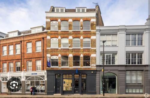 43-45 St. John Street, Clerkenwell, London, EC1M