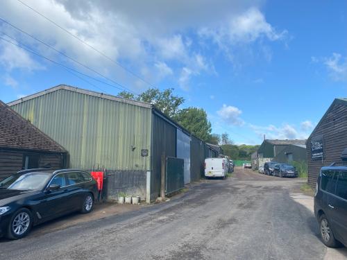 Unit 7, Edolphs Farm, Norwood Hill Road, Charlwood, Horley, RH6