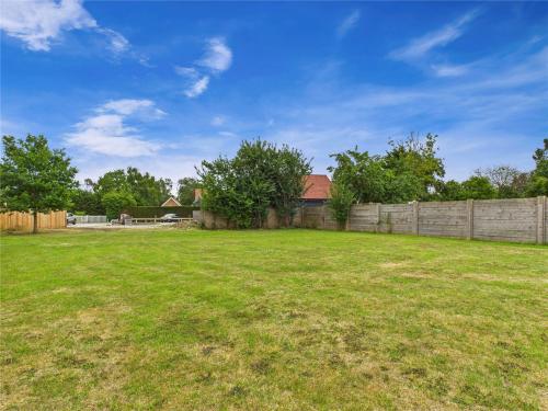 Gu Brath, Coggeshall Road, Earls Colne, Colchester, CO6