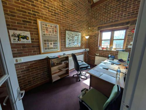 Upper Barn, 4 Hillside Road, Aldershot, GU11