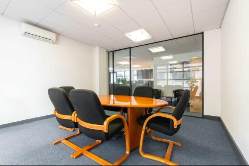 Suite 37 Beaufort Court, Canary Wharf, London, E14