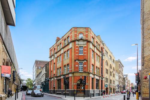 Flat 2 Globe House, 2A Crucifix Lane, Southwark, London, SE1