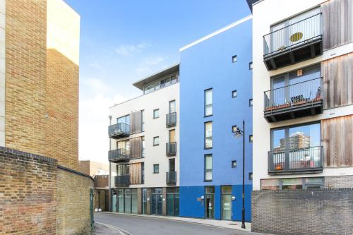 8 -9 Hestia House, City Walk, Bermondsey, London, SE1