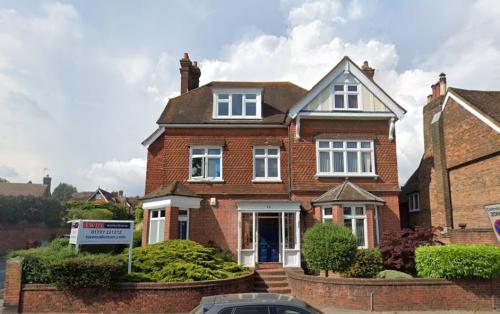 40 West Street, Reigate, RH2