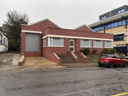 2 Harlequin Avenue, Brentford, TW8