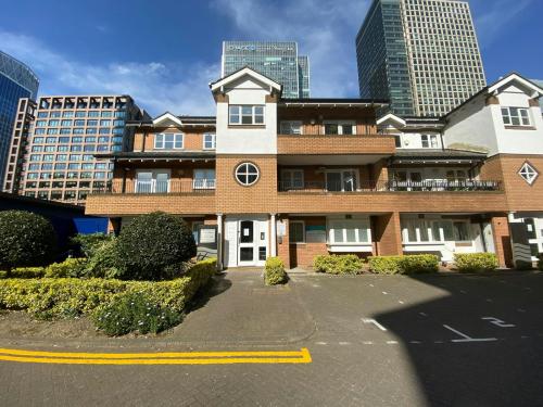 1 Cochrane House, Admirals Way, Canary Wharf, London, E14