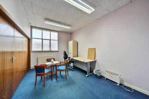 23 Ravenshurst Avenue, Hendon, London, NW4