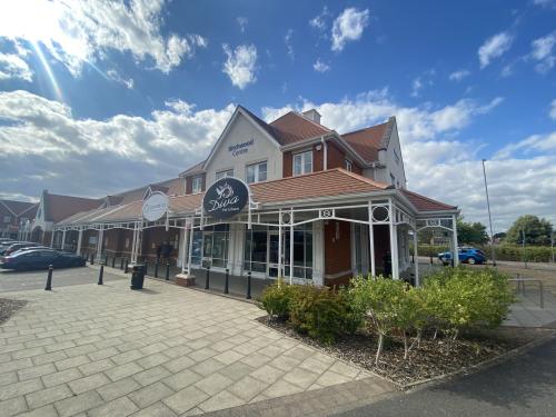 Suites 1 & 2, Birchwood Shopping Centre, Jasmin Road, Birchwood, Lincoln, LN6