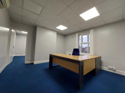15 Grove Place, Bedford, MK40