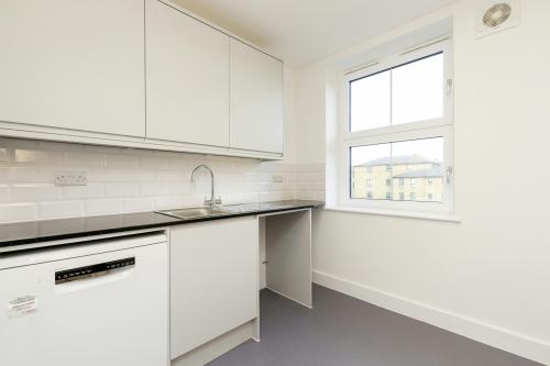 299A & 303A Whitechapel Road, Whitechapel, London, E1