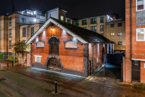 Old Bond Store, Back of the walls, Southampton, SO14