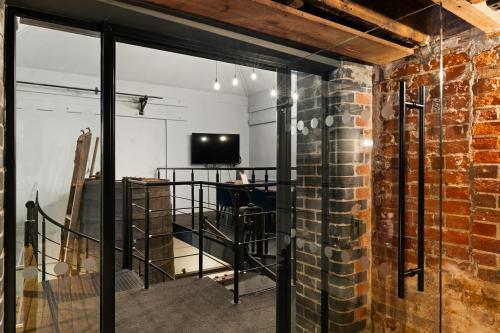 Old Bond Store, Back of the walls, Southampton, SO14
