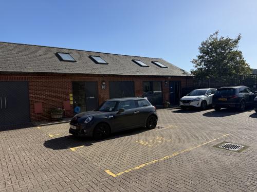 Unit 10, City Business Centre, Basin Road, Chichester, PO19