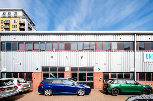 Unit 4-5, Greenwich Centre Business Park, Greenwich, London, SE10