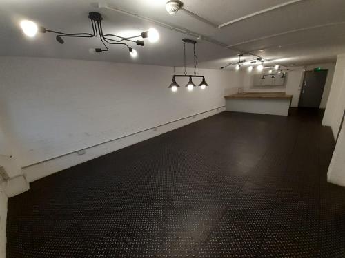 Units C6 & C7, J31 Park, Motherwell Way, West Thurrock, RM20
