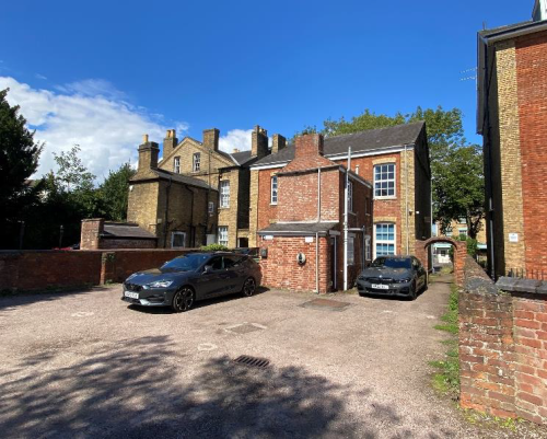 19 Warwick Street, Rugby, CV21