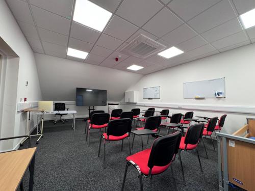 Suite 9B, Market Hall, Bedford, MK40