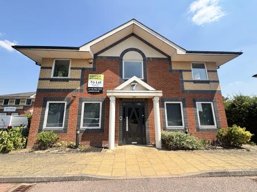 7 Midland Court, Central Park, Lutterworth, LE17