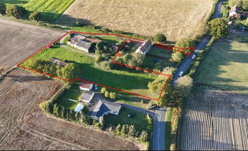 1.32 Acres Potash Farm, Ipswich Road, Holbrook, IP9