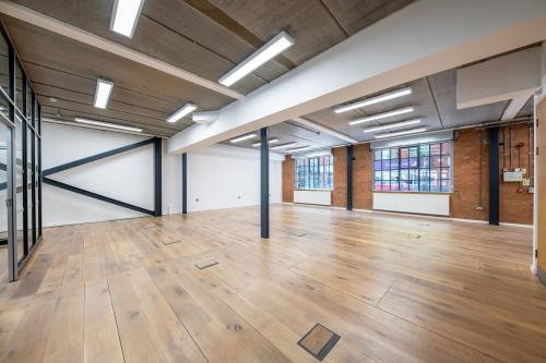 166B Tower Bridge Road, Bermondsey, London, SE1