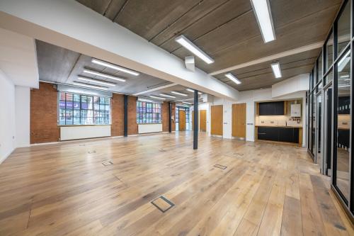166B Tower Bridge Road, Bermondsey, London, SE1