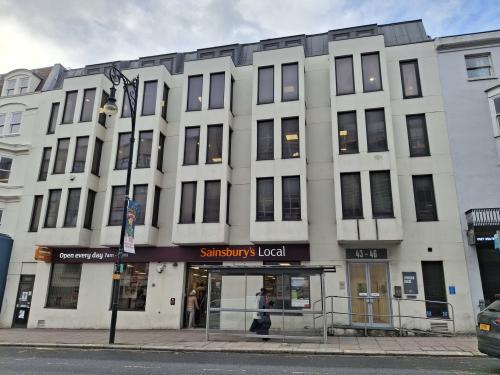 Lyndean House, 43/46 Queens Road, Brighton, BN1