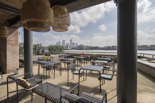 Metropolitan Wharf, Wapping, London, E1W