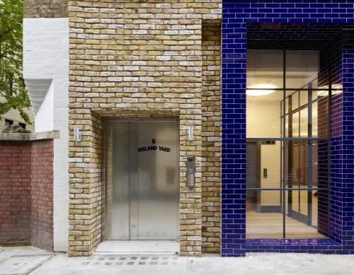5-7 Ireland Yard, City, London, EC4V