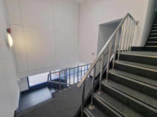 35 Winchester Street, Basingstoke, RG21