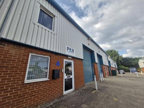 Unit 4 Westlink, Belbins Business Park, Cupernham Lane, Romsey, SO51