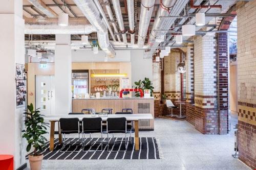 1 WeWork Waterhouse Square, 138 Holborn, Holborn, London, EC1N