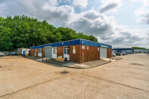 Unit 5A, The Skill Centre, Limberline Spur, Portsmouth, PO3