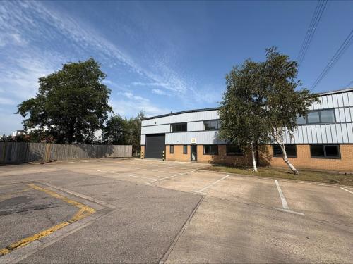 Units 26, 27 & 28, Trent Lane Industrial Estate, Castle Donington, DE74