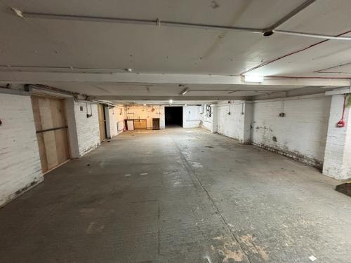 Oadby Industrial Estate, 13 Mandervell Road, Oadby, Leicester, LE2