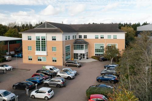 Linea House, Ancells Business Park, Harvest Crescent, Fleet, GU51